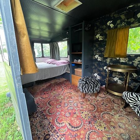 Les Cabanes Du Vigne Molandier Zewnętrze zdjęcie
