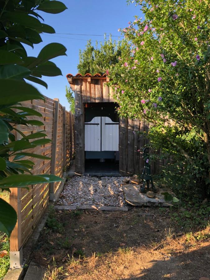 Les Cabanes Du Vigne Molandier Zewnętrze zdjęcie
